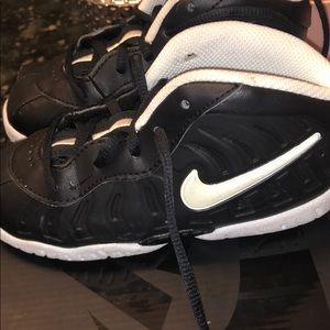 Nike Shoes - Nike foamposite toddlers size 9 Nike Shoes - Nike foamposite toddlers size 9